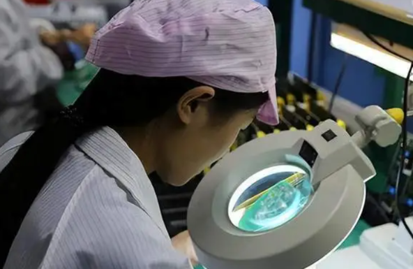 眼镜片缺陷检测.png 眼镜片缺陷检测.png