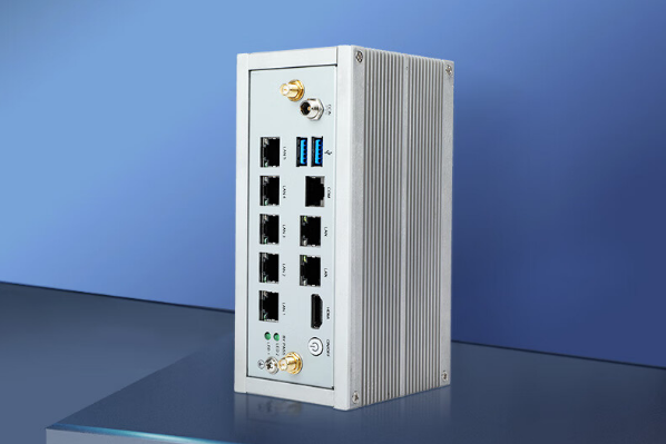 熊猫多网口嵌入式工控机.png 熊猫多网口嵌入式工控机.png