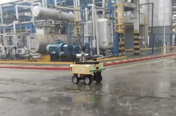 化工厂巡检机器人工控机.png 化工厂巡检机器人工控机.png