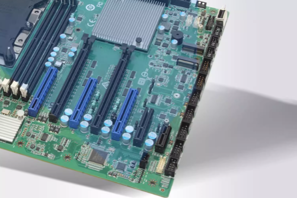 熊猫4U工控机主板插槽.png 熊猫4U工控机主板插槽.png